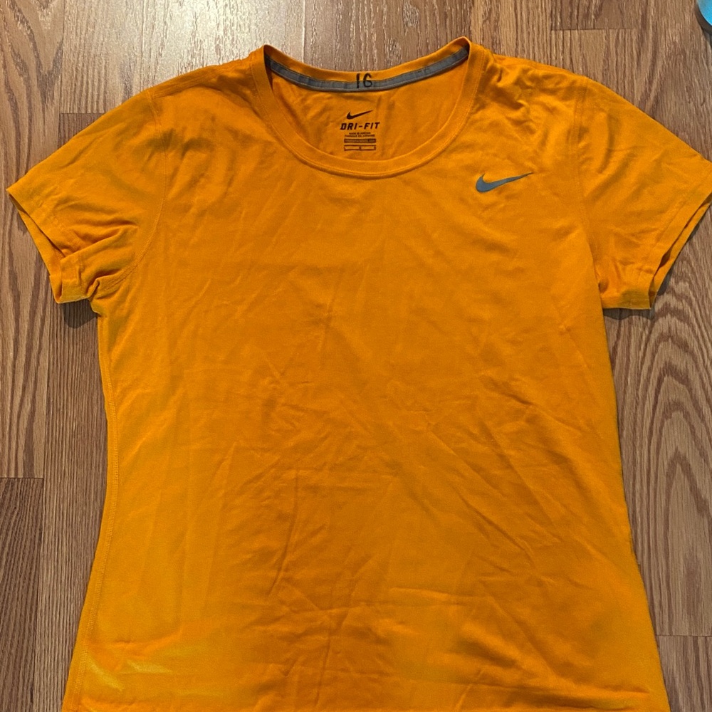 Nike Women's Bright Orange Short Sleeve Tee
